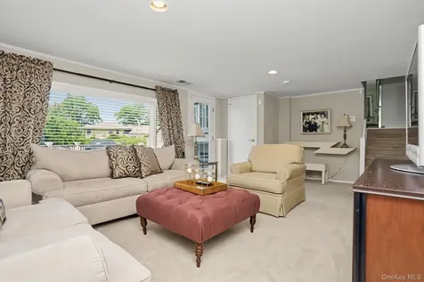 86 Somerset Road New Rochelle NY 10804