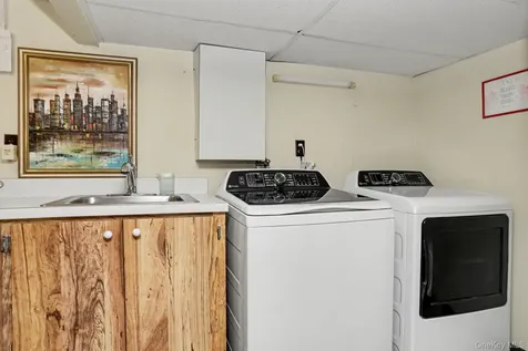 86 Somerset Road New Rochelle NY 10804