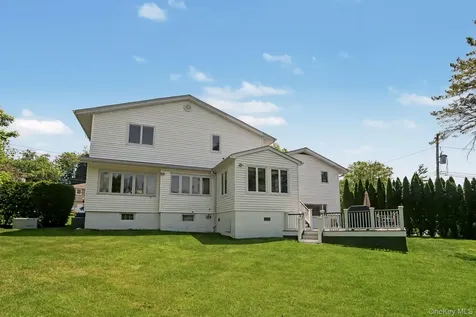 86 Somerset Road New Rochelle NY 10804