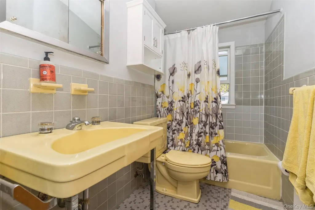 157 Chestnut Street Garden City NY 11530