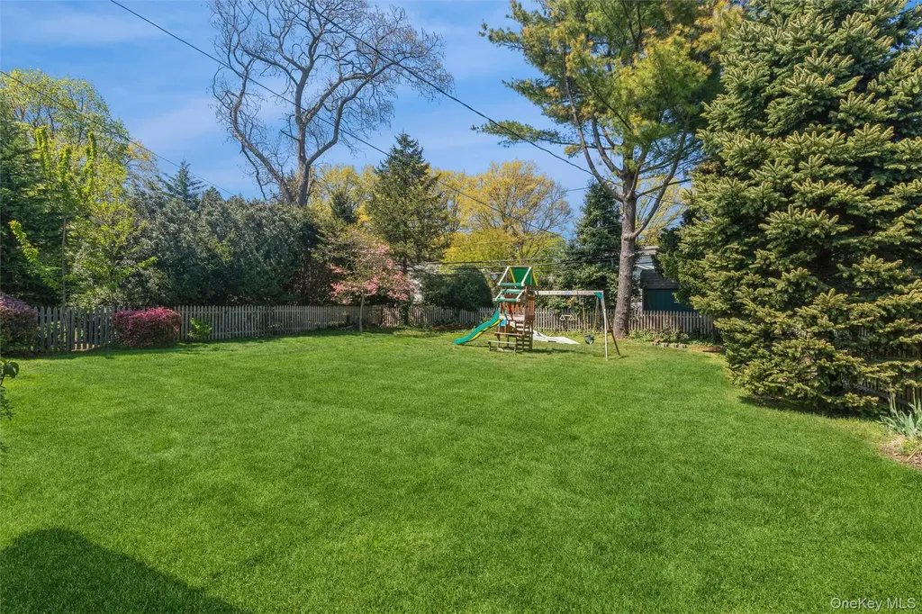 157 Chestnut Street Garden City NY 11530