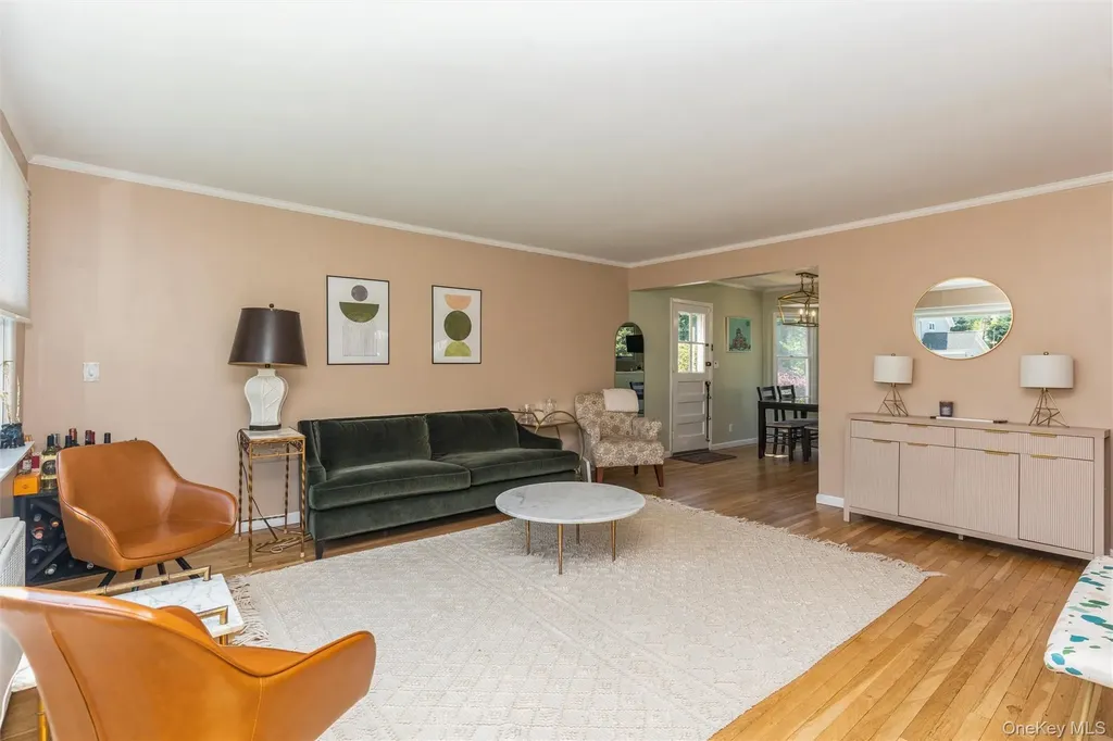 157 Chestnut Street Garden City NY 11530