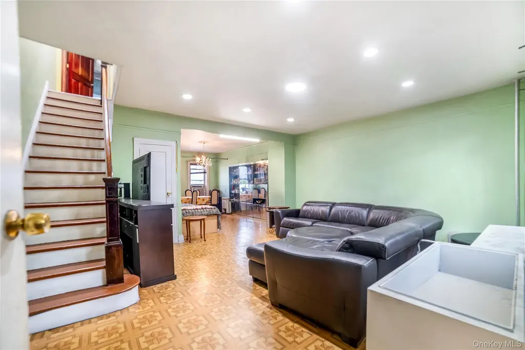 3321 72nd Street Jackson Heights NY 11372