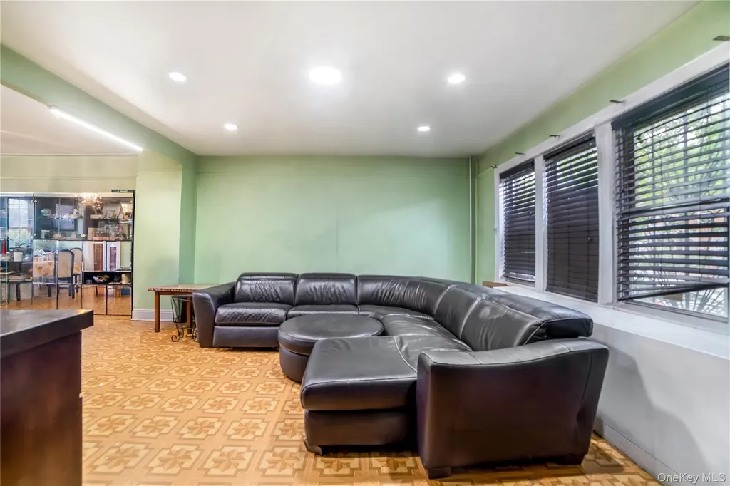 3321 72nd Street Jackson Heights NY 11372