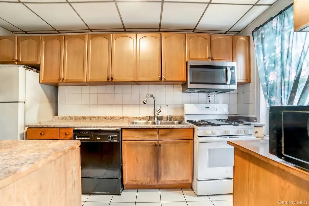 3321 72nd Street Jackson Heights NY 11372