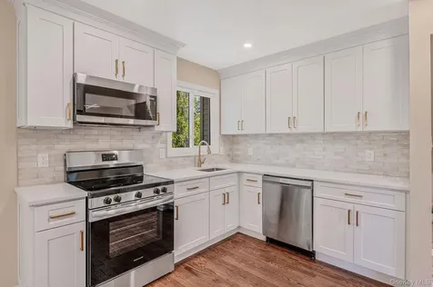 1076 Northgate Court Uniondale NY 11553