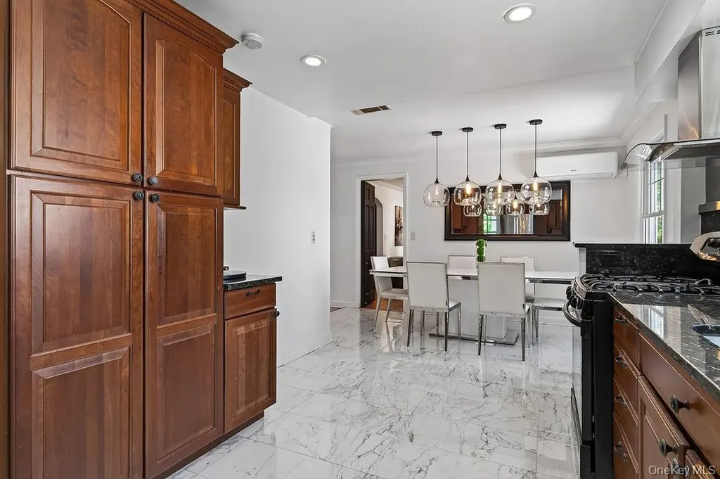 91 Central Parkway Mount Vernon NY 10552