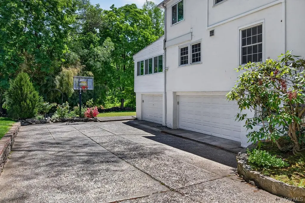 91 Central Parkway Mount Vernon NY 10552