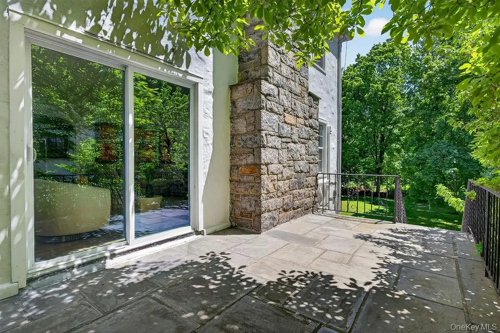 91 Central Parkway Mount Vernon NY 10552
