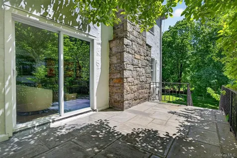91 Central Parkway Mount Vernon NY 10552