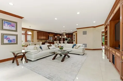 3 Olde Hamlet Drive Jericho NY 11753