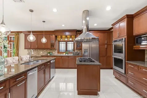 3 Olde Hamlet Drive Jericho NY 11753