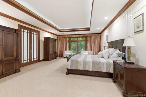 3 Olde Hamlet Drive Jericho NY 11753