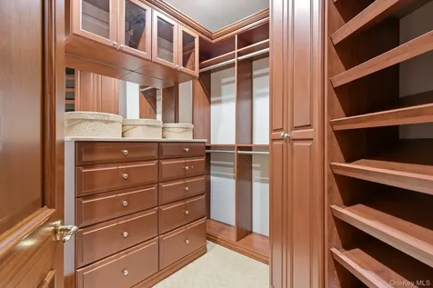 3 Olde Hamlet Drive Jericho NY 11753