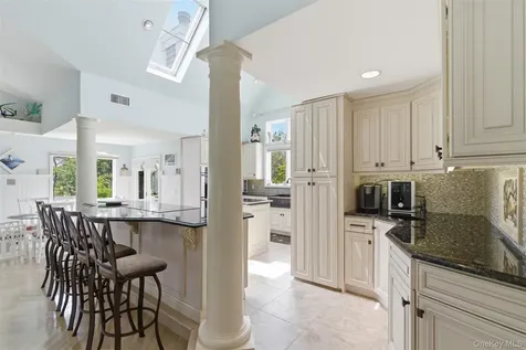 14 Beach Plum Lane Nissequogue NY 11780