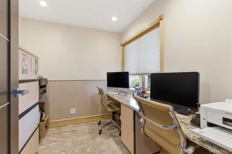 14 Beach Plum Lane Nissequogue NY 11780