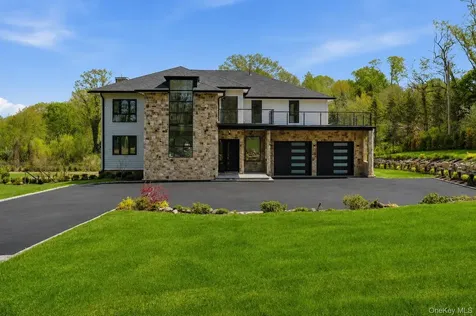 29 Soundview Lane Sands Point NY 11050
