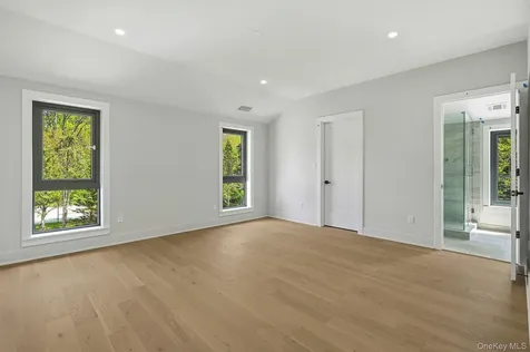 29 Soundview Lane Sands Point NY 11050