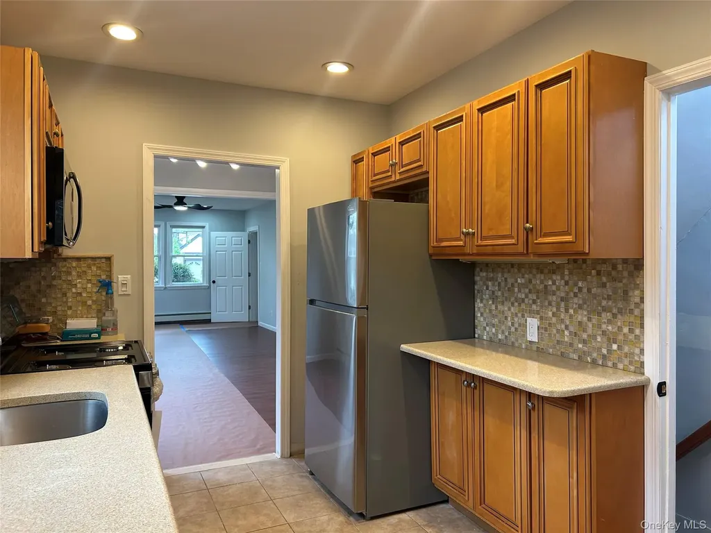 7 Bristol Street Lynbrook NY 11563