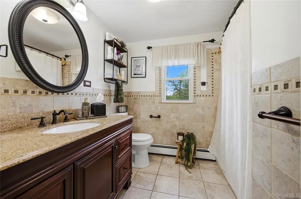 47 Continental Drive New Windsor NY 12553