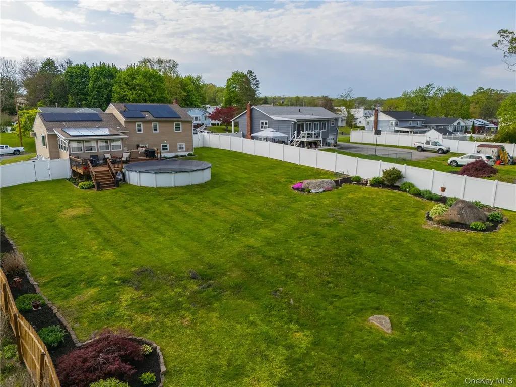 47 Continental Drive New Windsor NY 12553