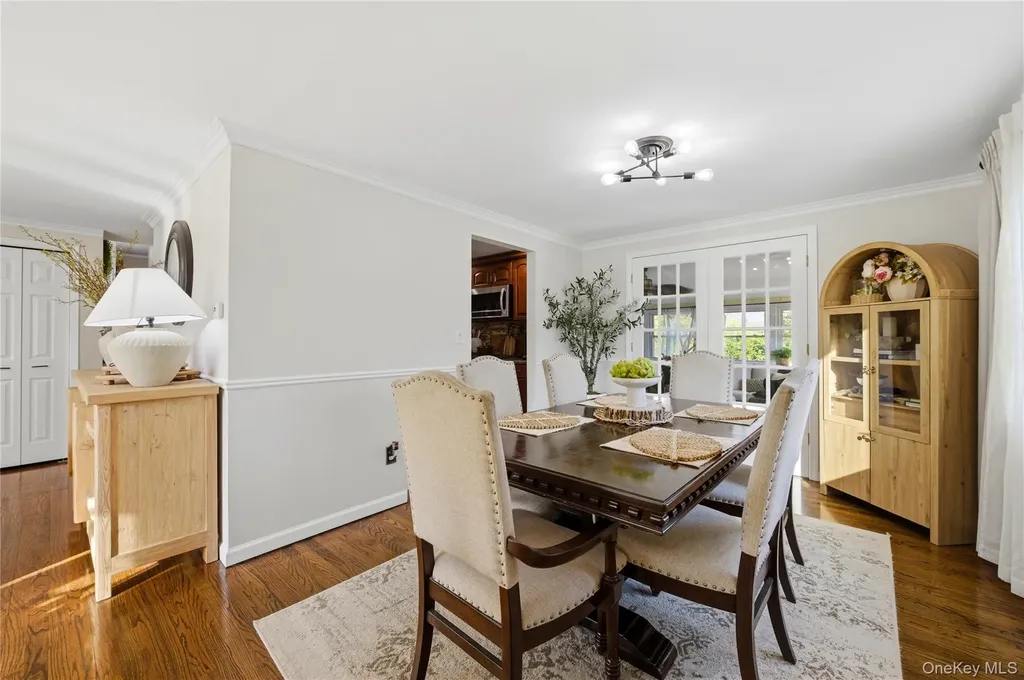 47 Continental Drive New Windsor NY 12553