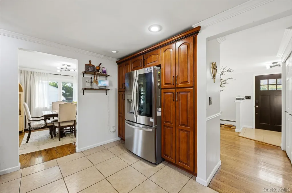 47 Continental Drive New Windsor NY 12553