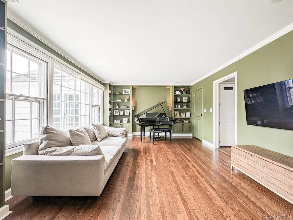 124 Lincoln Avenue Purchase NY 10577