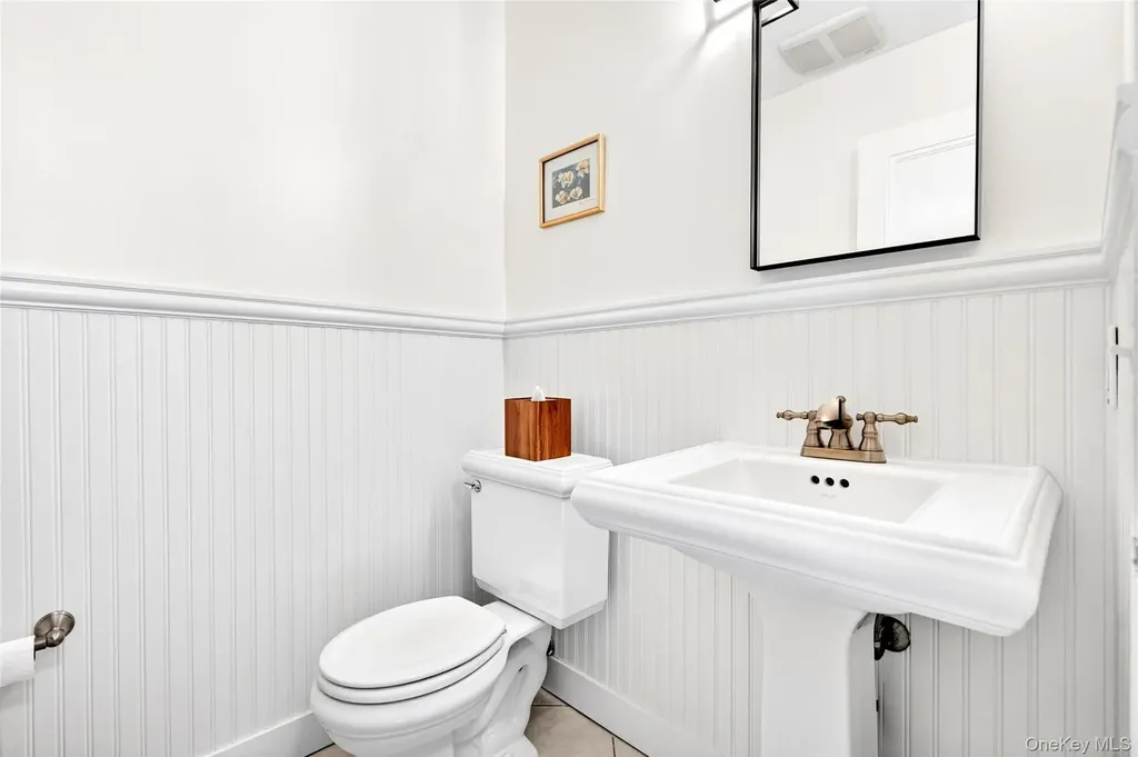 17 Hillside Terrace White Plains NY 10601