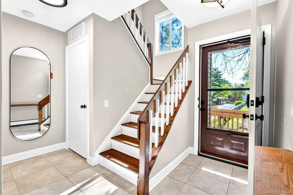 17 Hillside Terrace White Plains NY 10601