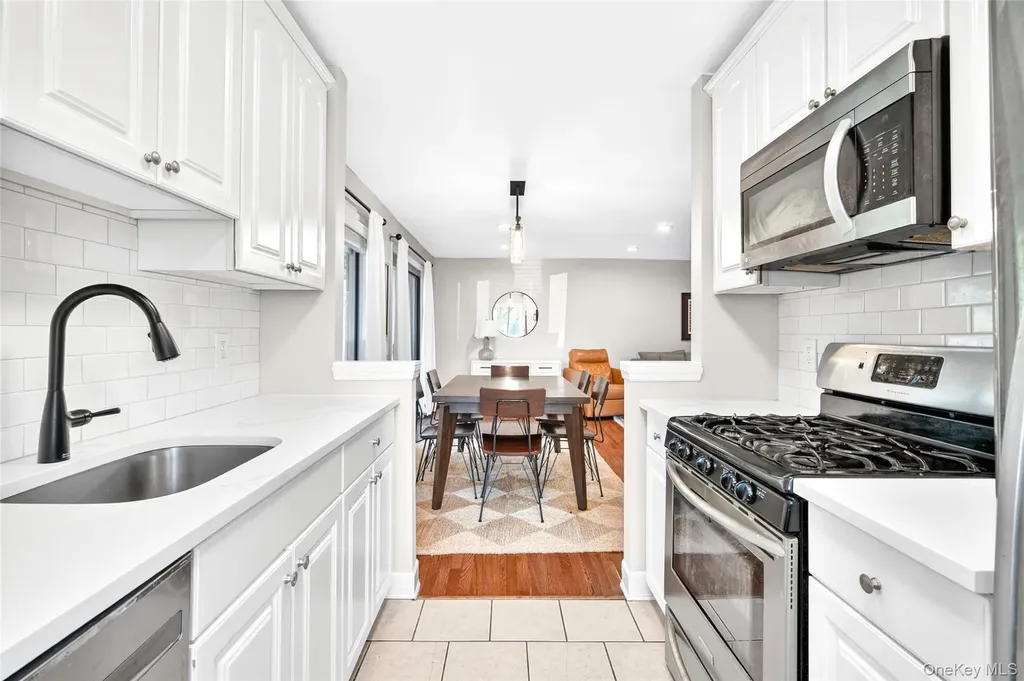 17 Hillside Terrace White Plains NY 10601