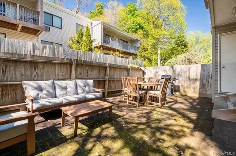 17 Hillside Terrace White Plains NY 10601