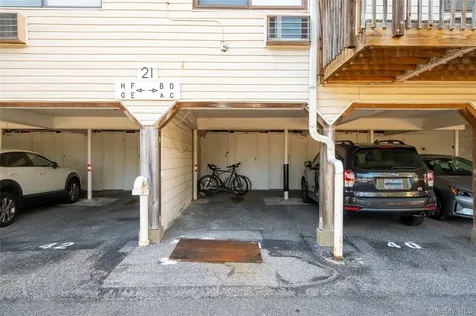 17 Hillside Terrace White Plains NY 10601