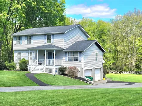 2 Stonewall Drive Holmes NY 12531