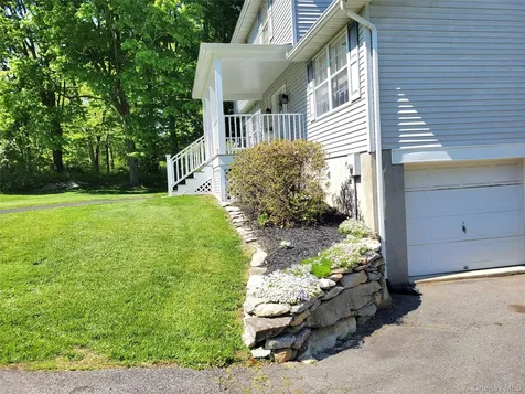 2 Stonewall Drive Holmes NY 12531