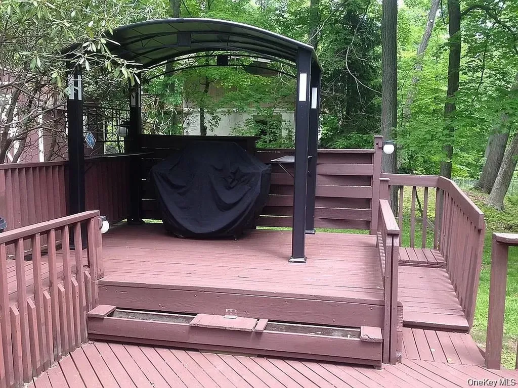 249 Mill River Road Chappaqua NY 10514