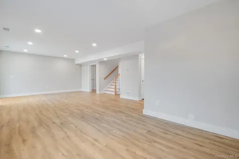 5 Pond View Court Staatsburg NY 12580