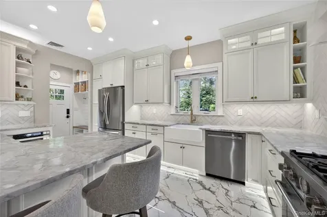 109 W Park Avenue Pearl River NY 10965