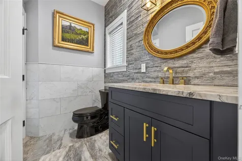 109 W Park Avenue Pearl River NY 10965