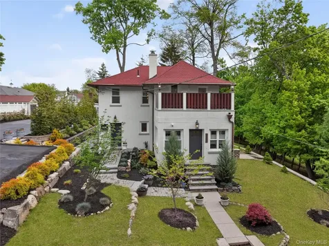 109 W Park Avenue Pearl River NY 10965