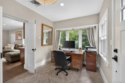 109 W Park Avenue Pearl River NY 10965
