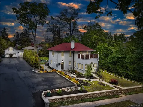 109 W Park Avenue Pearl River NY 10965