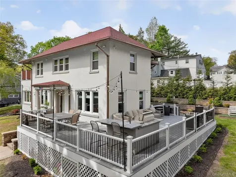 109 W Park Avenue Pearl River NY 10965