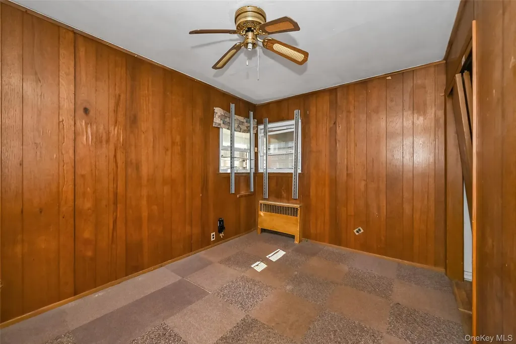 2255 Parkhurst Road Elmont NY 11003