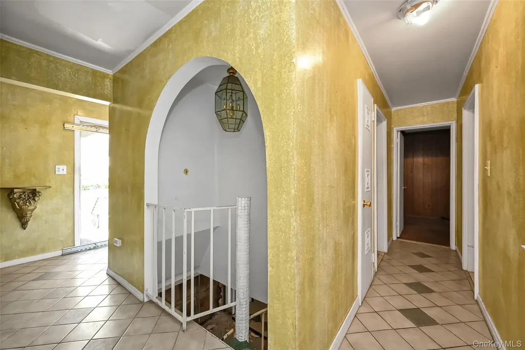 2255 Parkhurst Road Elmont NY 11003