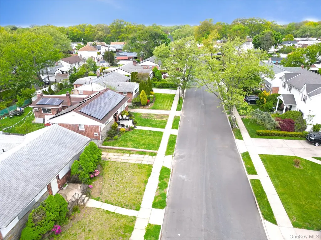 2255 Parkhurst Road Elmont NY 11003