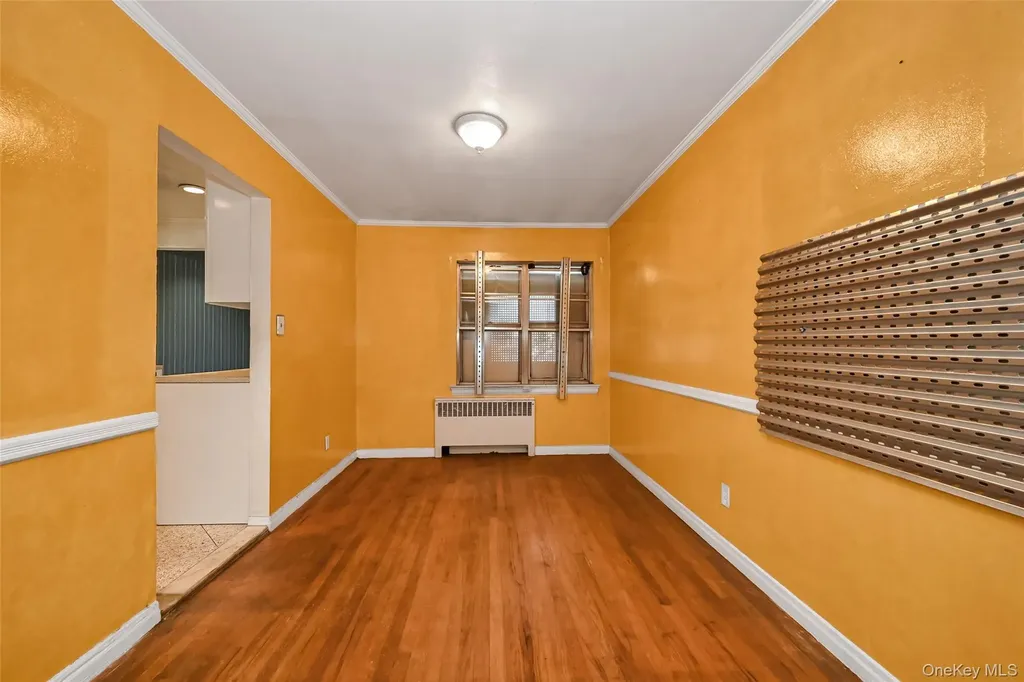 2255 Parkhurst Road Elmont NY 11003