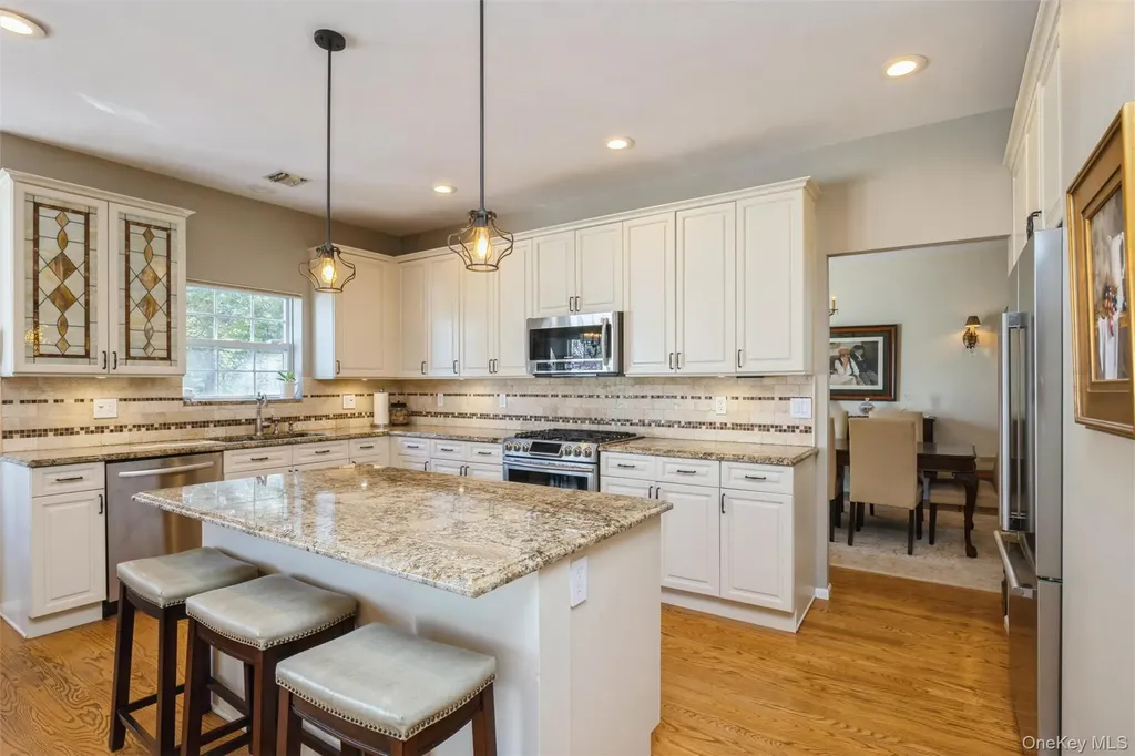96 Fairway View Drive Commack NY 11725
