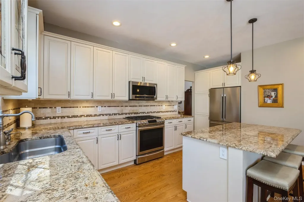 96 Fairway View Drive Commack NY 11725