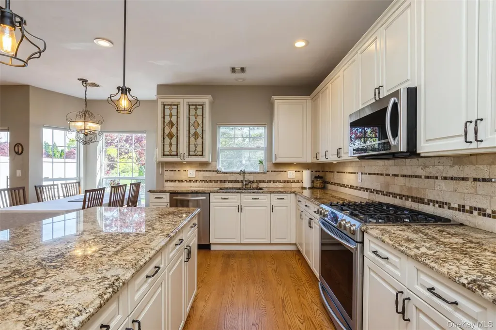 96 Fairway View Drive Commack NY 11725